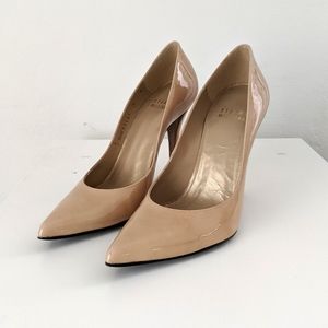 Stuart Weitzman nude patent pump